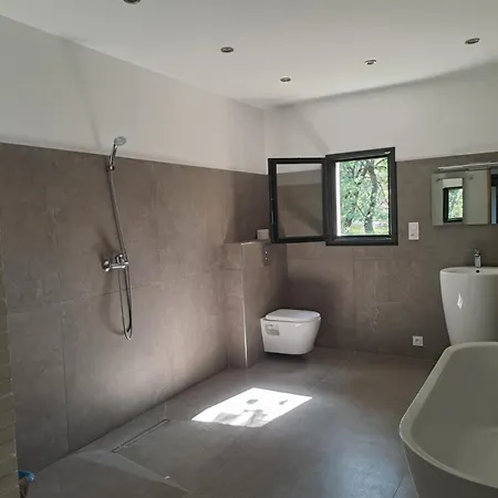 Le Cabanon Pansiyon